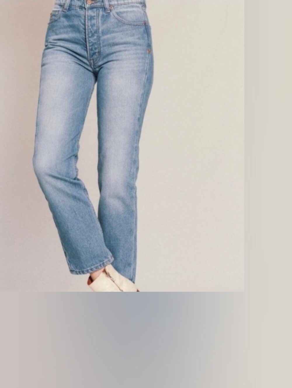Bliss & Mischief Women's Collector Classic Straight Leg Jeans Light Blue Size 28